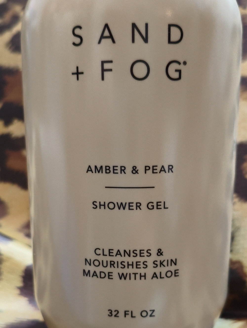 Sand + Fog Amber & Pear Shower Gel 32 oz